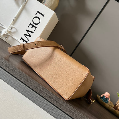 Puzzle bag in grained calfskin