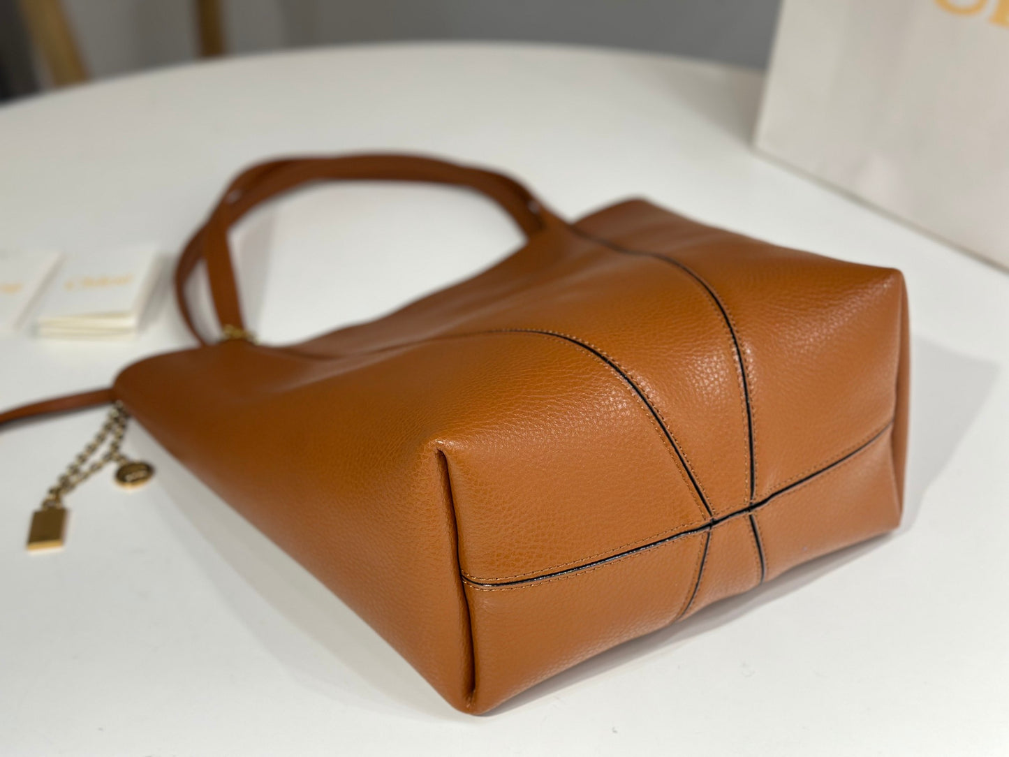 CHLOÉ SPIN TOTE BAG IN GRAINED LEATHER