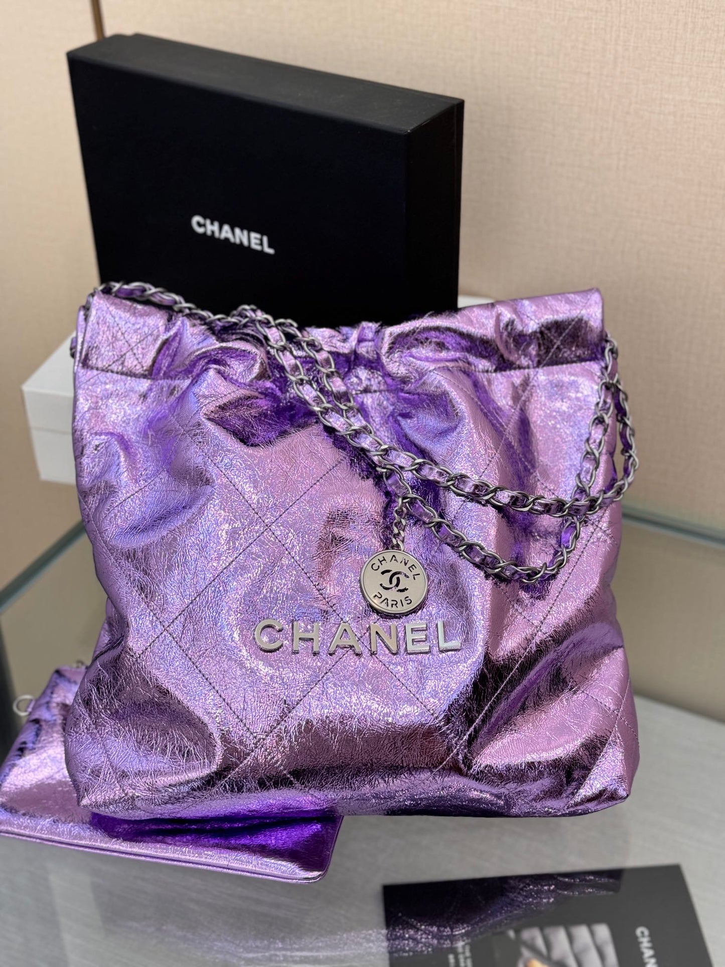 CHANEL 22 Handbag