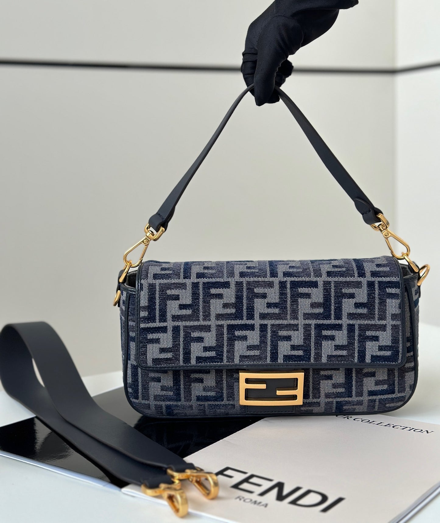 Baguette Dark blue FF chenille bag