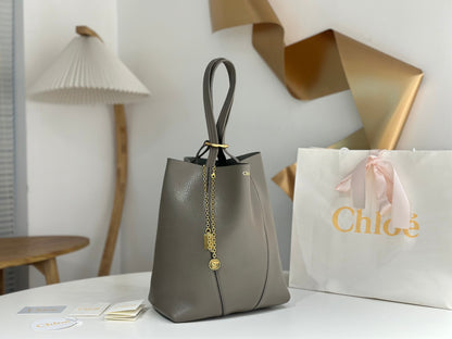 CHLOÉ SPIN TOTE BAG IN GRAINED LEATHER