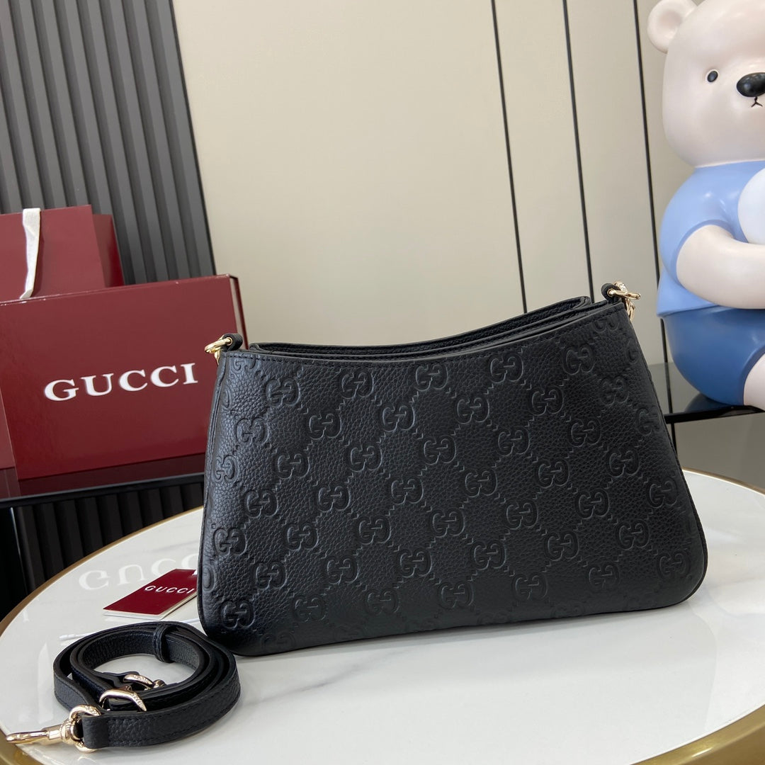 GG EMBLEM MINI SHOULDER BAG