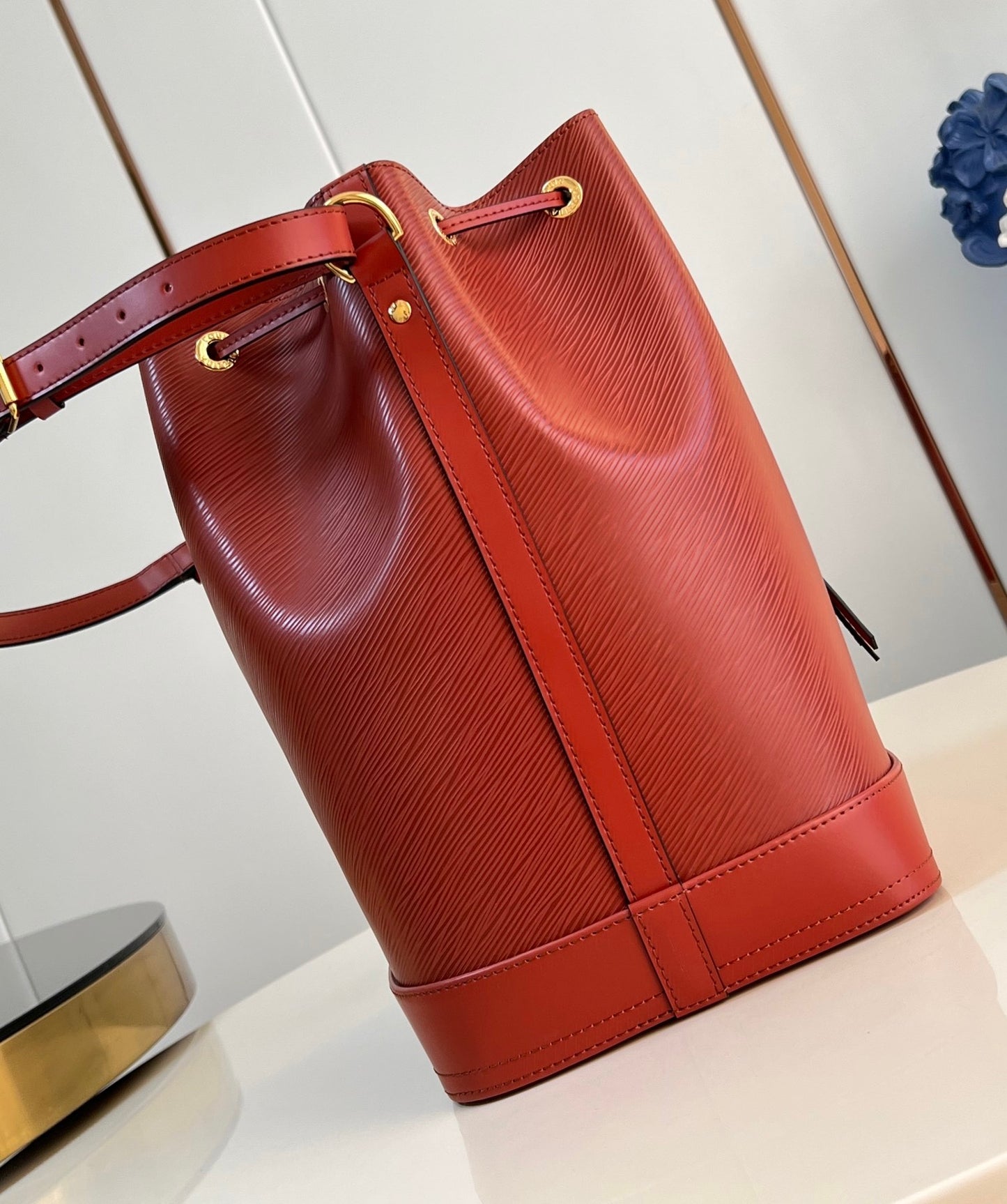 Noé MM bucket bag Epi Grained Leather