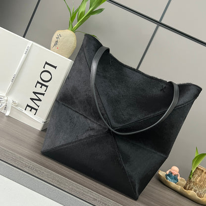 Puzzle fold tote