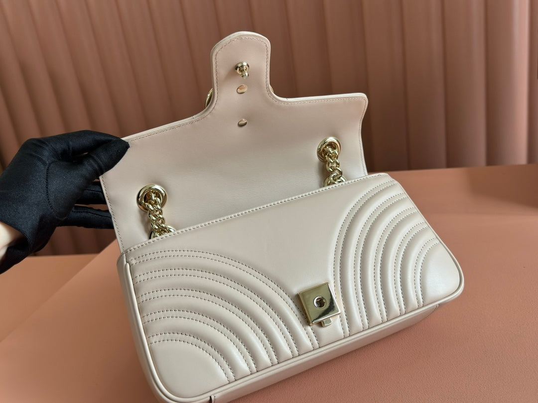 GG MARMONT SHOULDER BAG