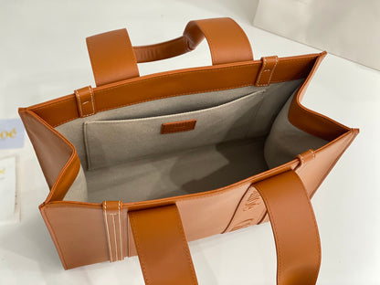 WOODY TOTE BAG IN SOFT LEATHER