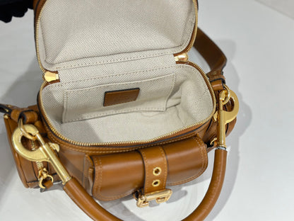 SMALL CAMERA BAG IN SHINY LEATHER