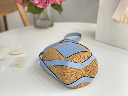 CHLOE  X MIFUKO Raffia Calfskin Basket Shoulder Bag Blue